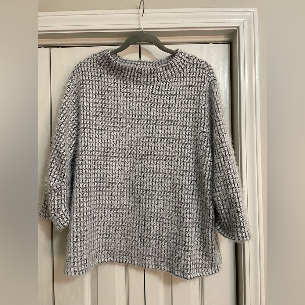 Vince Camuto Crew Neck Sweater